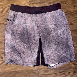 XL Lululemon Mens 9” Gym Shorts